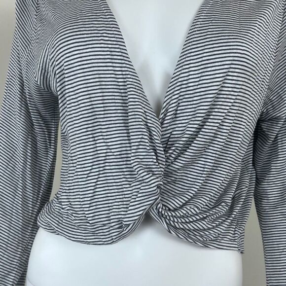 ASOS Women Size 12 Black White Striped Cropped Long Sleeve Pullover NEW Top - Picture 14 of 15